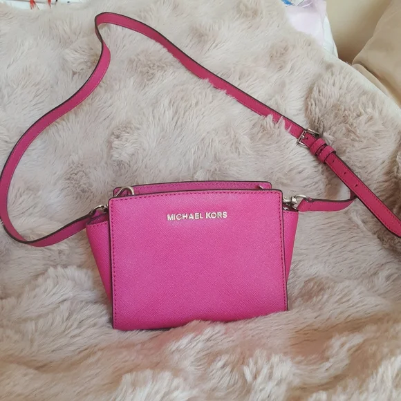 Michael Kors Pink Mini Crossbody Bag - Picture 6 of 7
